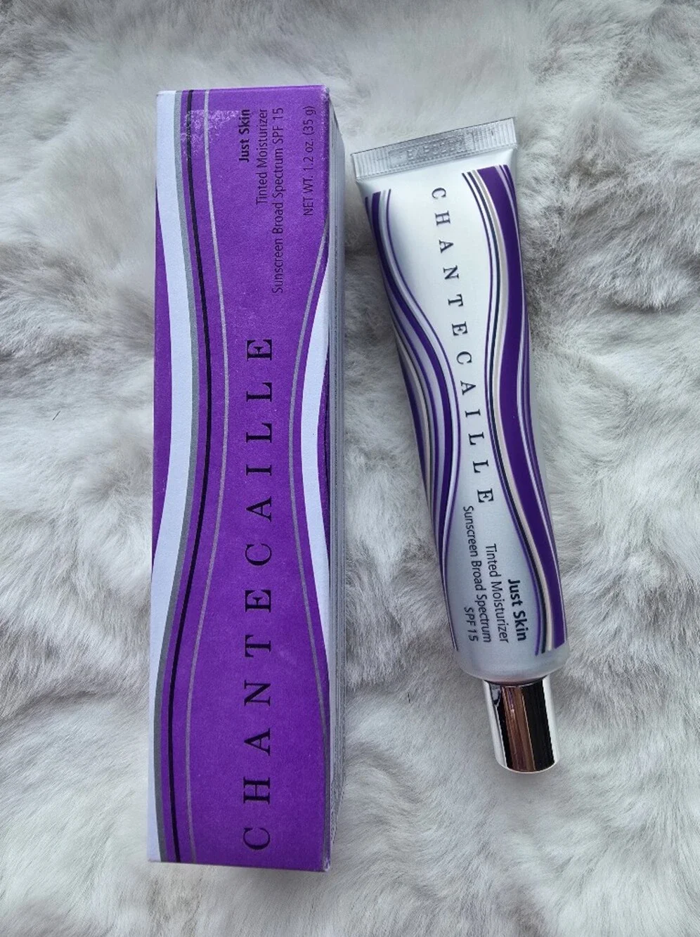 Chantecaille Just Skin Tinted Moisturizer SPF 15 New In A Box Sealed Alabaster